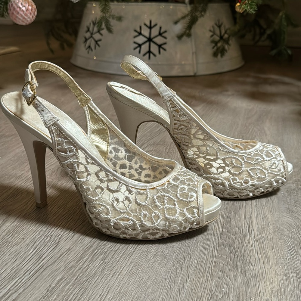 COPY - Audrey Brooke Lace Heels - Sz 10
